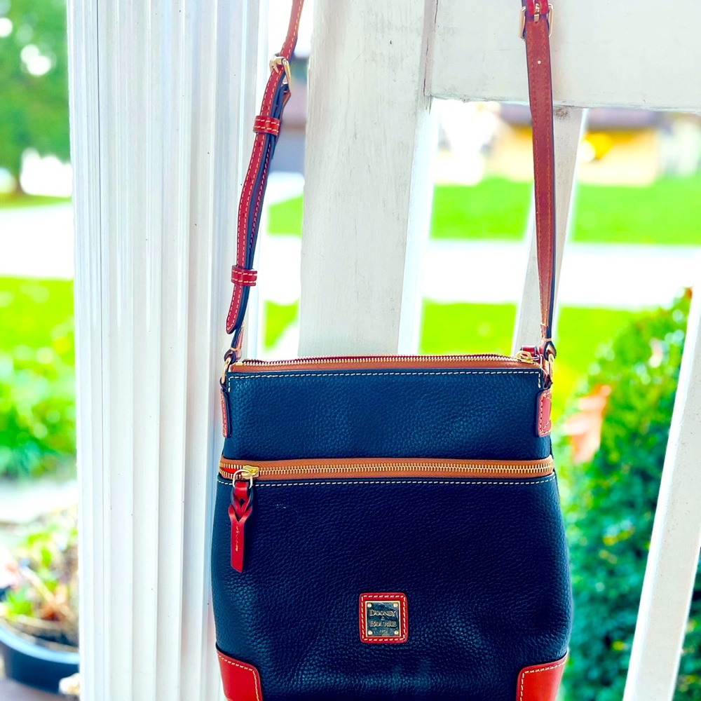 Dooney and Bourke pebble grain leather crossbody